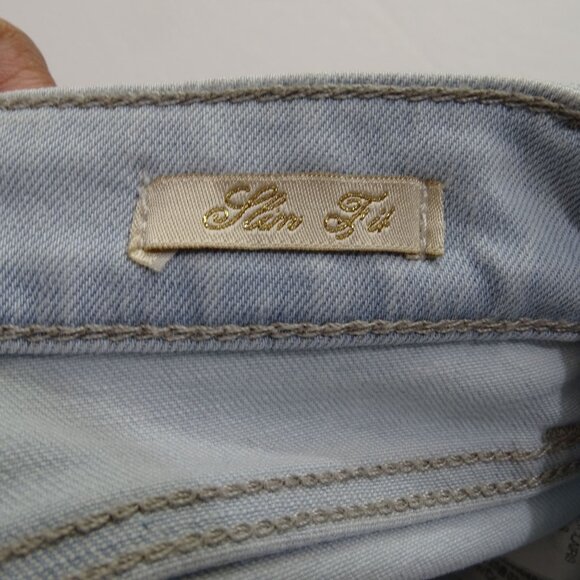 Zara Woman Premium Denim Slim Fit Light Wash Blue Jeans Size 8 Cuffed Raw Hem - Picture 8 of 14